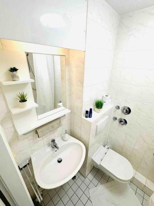 Central City Charm 01 ماينتس المظهر الخارجي الصورة