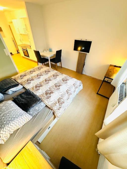 Central City Charm 01 ماينتس المظهر الخارجي الصورة